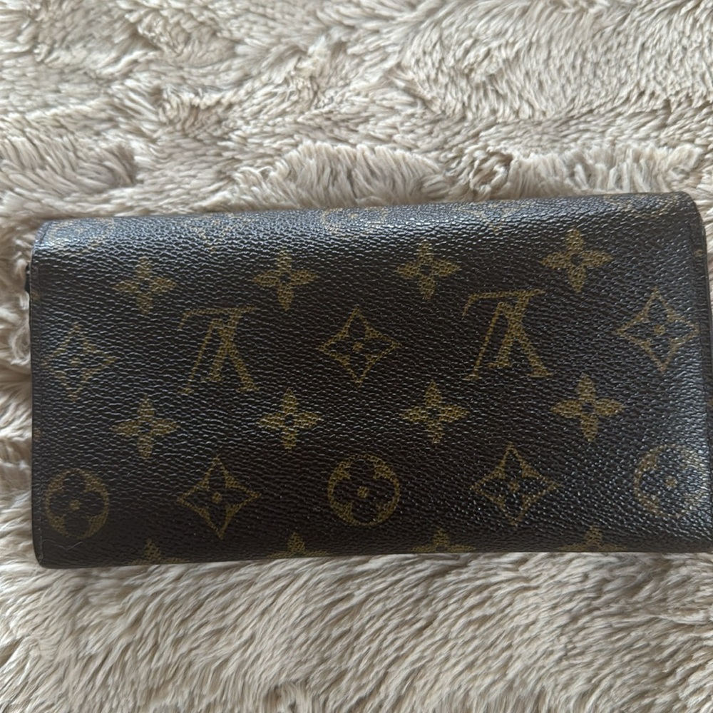 Wallet - Picture 10 of 11